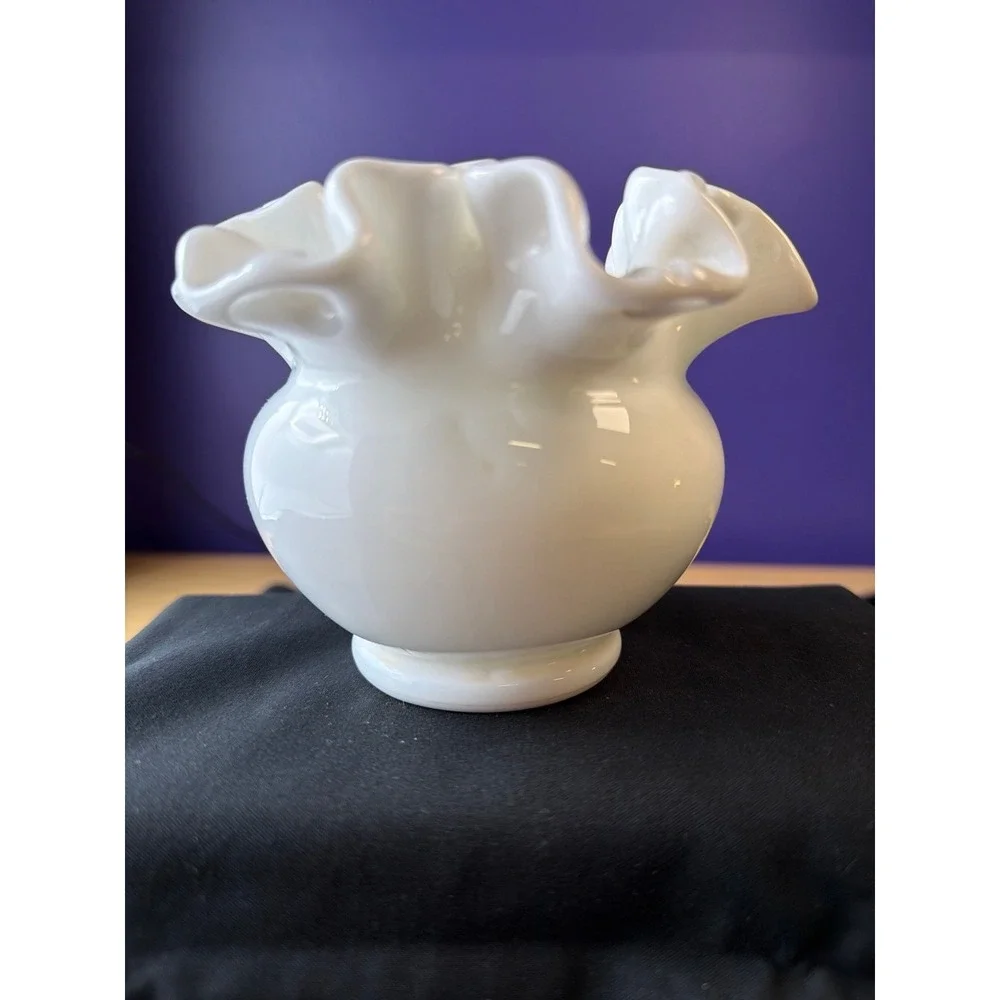 White Milk Glass Ruffled Rose Bowl Vase‎ Fenton Style Cottagecore